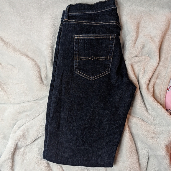 Lucky Brand Dark Wash Jeans - Picture 3 of 7